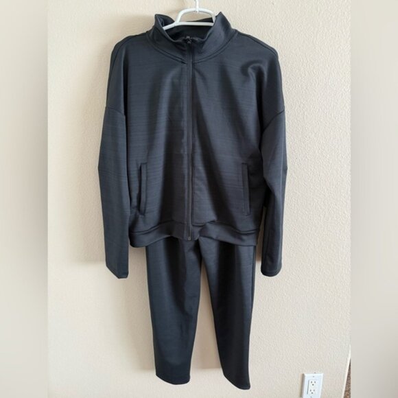 Mono B NWT Women’s Black Tracksuit size Large - Picture 1 of 8